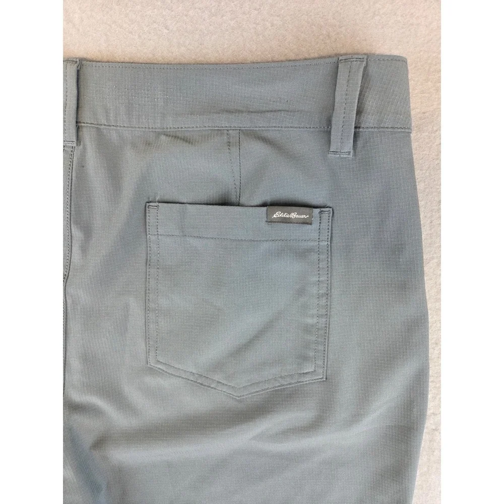 Eddie Bauer zip granola
